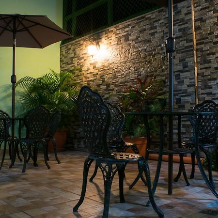 Hostal De Asturias San Salvador Eksteriør billede